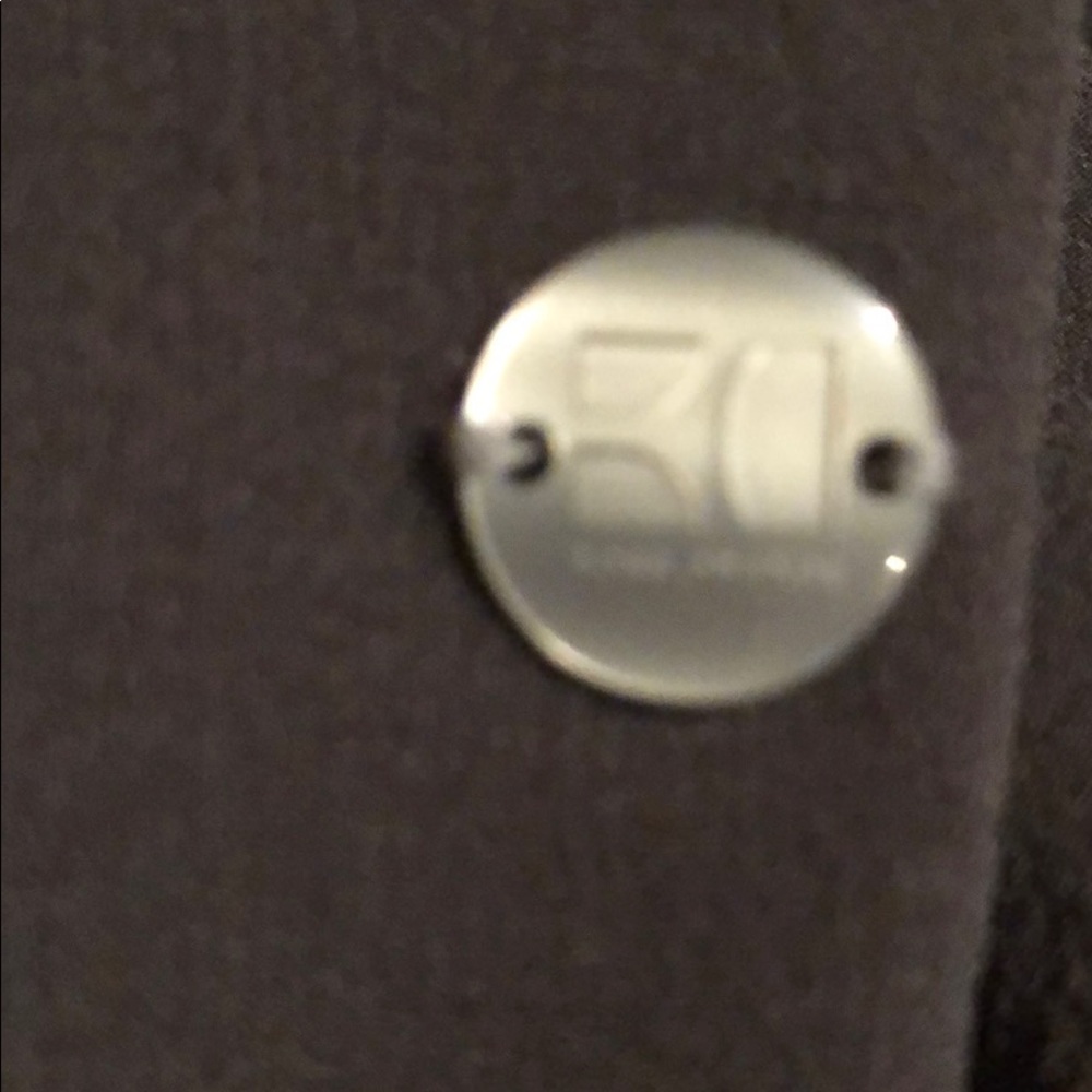 Hugo Boss top - Picture 5 of 8